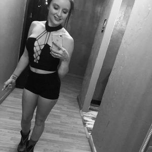 Meet your Posher, Cheri